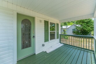 76 Clay St in Defuniak Springs, FL - Building Photo - Building Photo