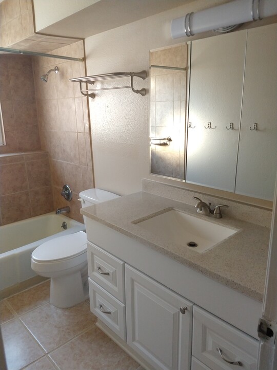4715 Scenic Cir, Unit #3 - 4715 Scenic Circle in Colorado Springs, CO - Building Photo