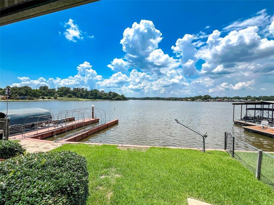 13119 Enchanted Vista in Willis, TX - Building Photo