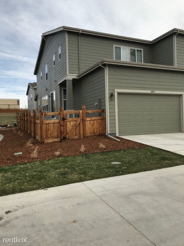 21873 East Quincy Place in Aurora, CO - Building Photo - Building Photo