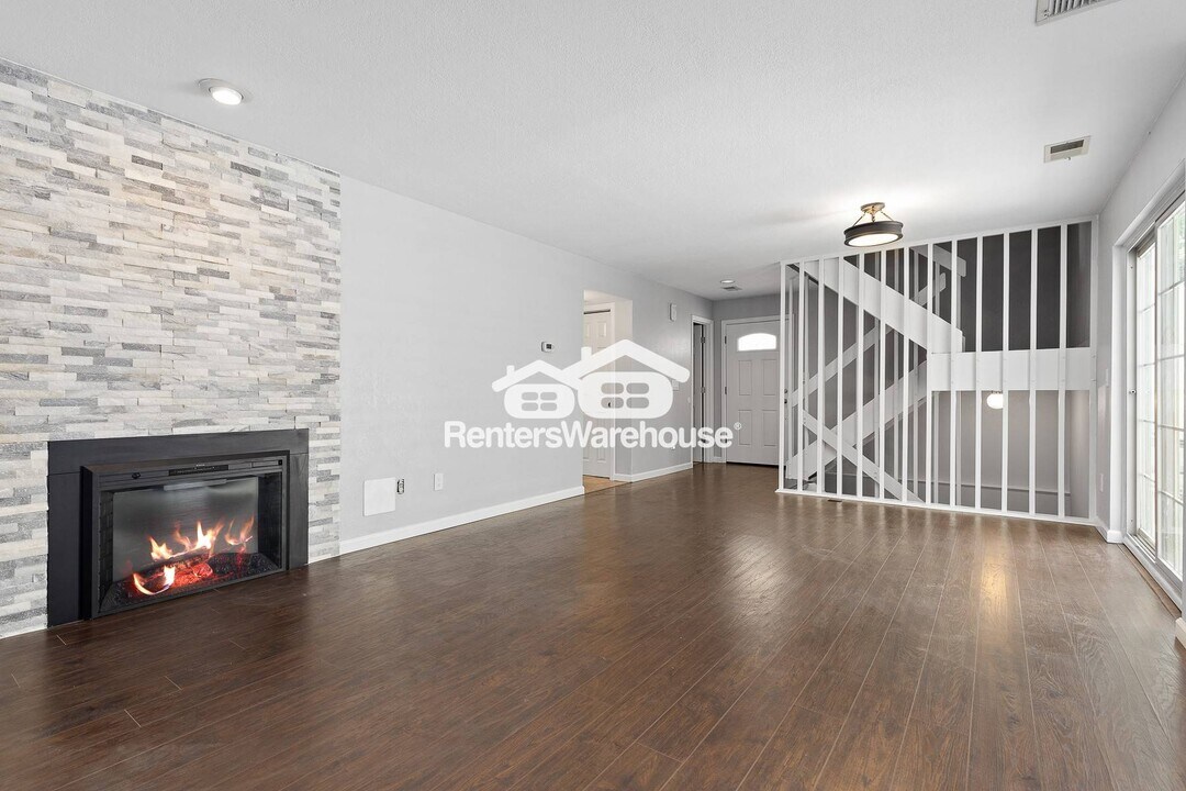 2366 S Troy St in Aurora, CO - Building Photo