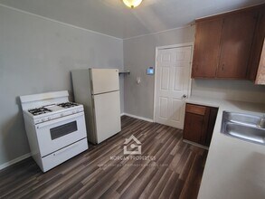 2201 Central Ave in Anderson, IN - Building Photo - Building Photo