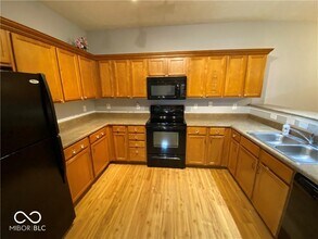 5221 Bombay Dr in Indianapolis, IN - Building Photo - Building Photo