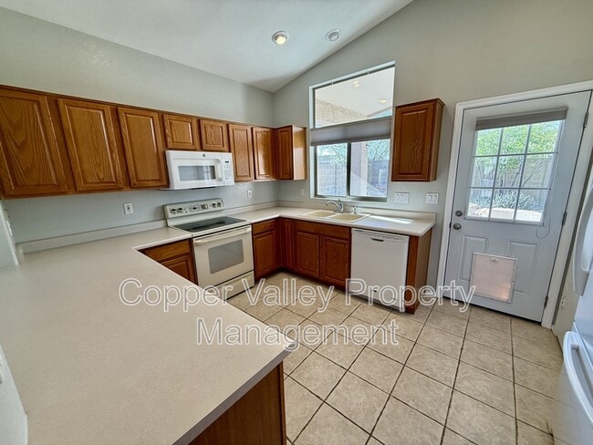 3553 W Morse Ct in Anthem, AZ - Building Photo - Building Photo