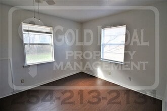806 Pecan Cir in Killeen, TX - Building Photo - Building Photo