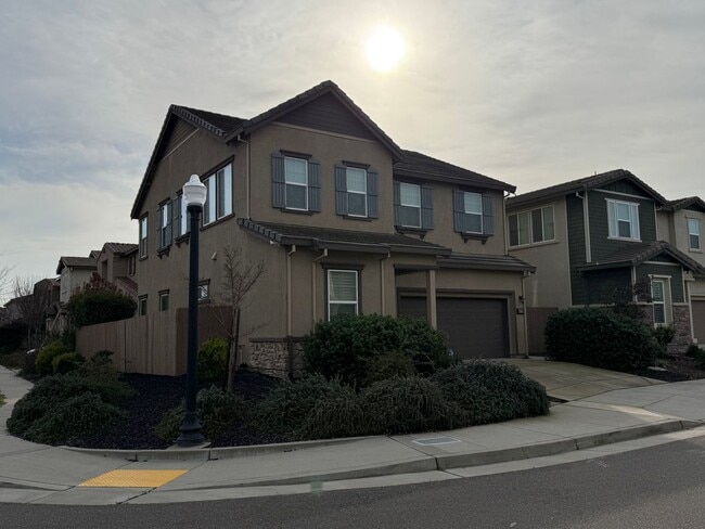 4370 Echo Lk Wy in Sacramento, CA - Building Photo - Building Photo