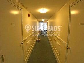 881 Massachusetts Ave in Cambridge, MA - Building Photo - Building Photo