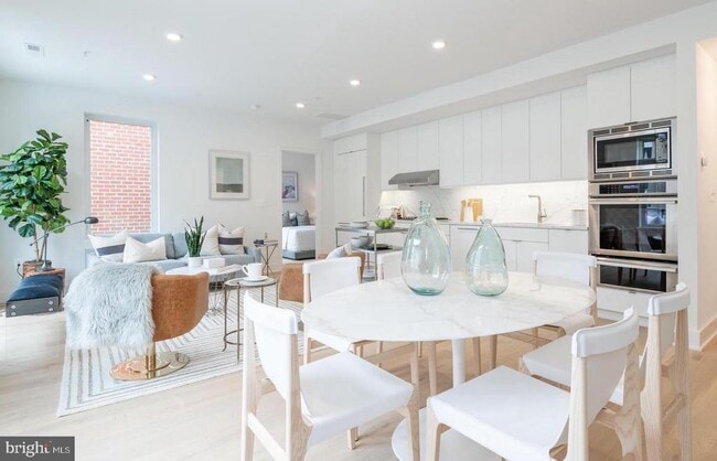 1761 P St NW in Washington, DC - Building Photo - Building Photo