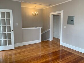 58 Prentiss St, Unit 2 in Watertown, MA - Building Photo - Building Photo