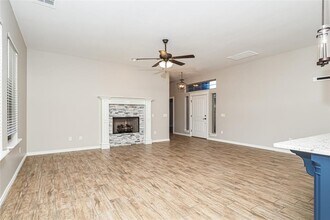 9948 SW 22nd St in Yukon, OK - Building Photo - Building Photo