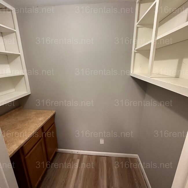 3408 S Euclid St in Wichita, KS - Building Photo - Building Photo