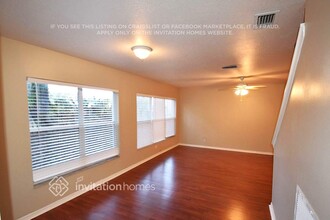 8308 Mark Twain Pl in Tampa, FL - Building Photo - Building Photo