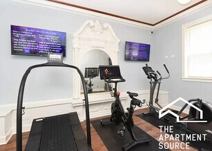 630 W Wrightwood Ave, Unit 2 in Chicago, IL - Building Photo - Building Photo