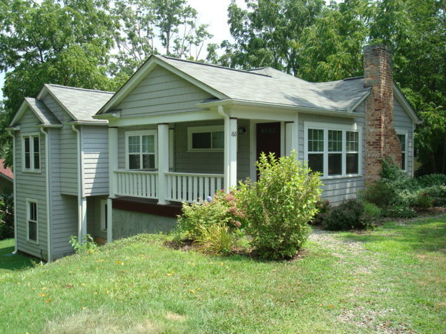 166 Virginia Ave in Asheville, NC - Building Photo