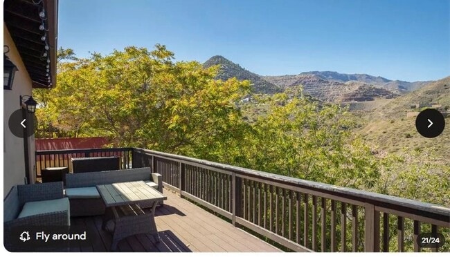 property at 893 Hampshire Ave