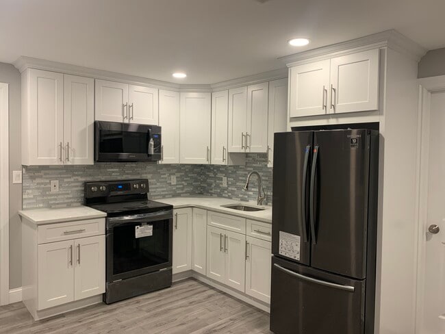 49 Hilliard Ave, Unit 1