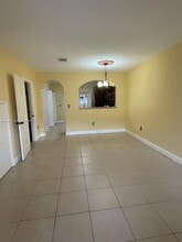 7701 W 36th Ave in Hialeah Gardens, FL - Building Photo - Building Photo