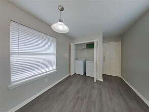 6323 Mountain Pines Ln in Katy, TX - Building Photo - Building Photo