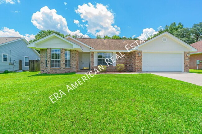 property at 2820 Tamiami Trail