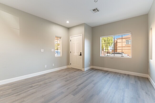 10505 Cold Mountain Ave in Las Vegas, NV - Building Photo - Building Photo