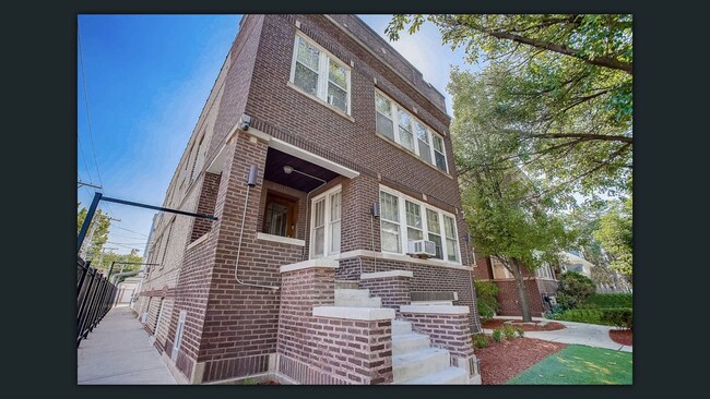 4817 W Cornelia Ave, Unit 2R