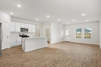 120 Raymondville Path in San Marcos, TX - Building Photo - Building Photo