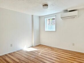 NW Cherry Place (295) Duplex in Issaquah, WA - Building Photo - Building Photo