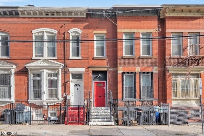 13 2nd Ave in Newark, NJ - Building Photo - Building Photo