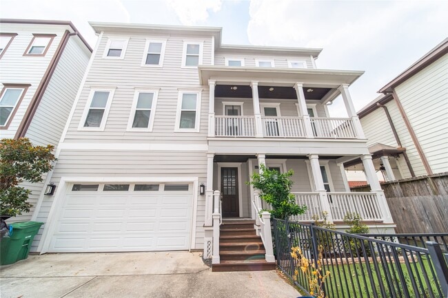 property at 1427 W 23rd St