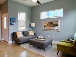 6204 Langham St in Austin, TX - Building Photo - Building Photo