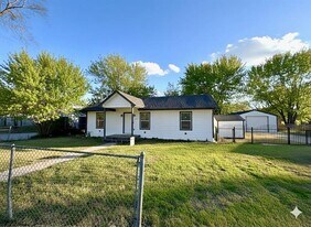 362 Michael Ln in Sunnyvale, TX - Building Photo