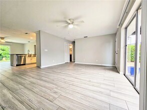 523 SE 24th Ave in Cape Coral, FL - Building Photo - Building Photo