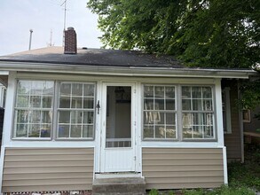 607 E 11th Ave in Bowling Green, KY - Foto de edificio - Building Photo