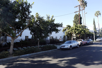 Ambrose Place in Van Nuys, CA - Building Photo - Building Photo