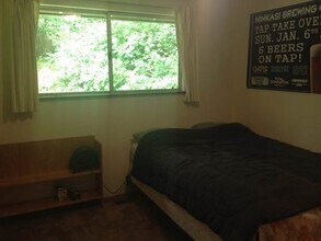 660-670 Kingswood Ave in Eugene, OR - Building Photo - Building Photo