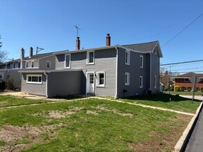 332 Fairview Rd in Woodlyn, PA - Building Photo - Building Photo