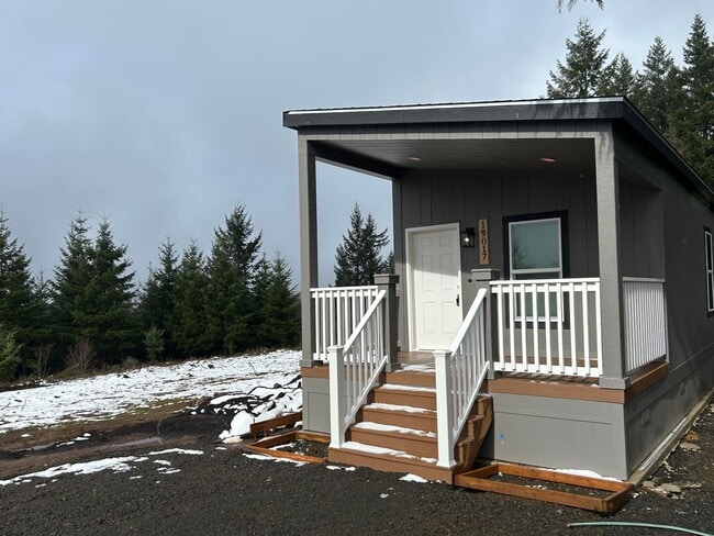 property at 19017 Powers Creek Loop Rd NE