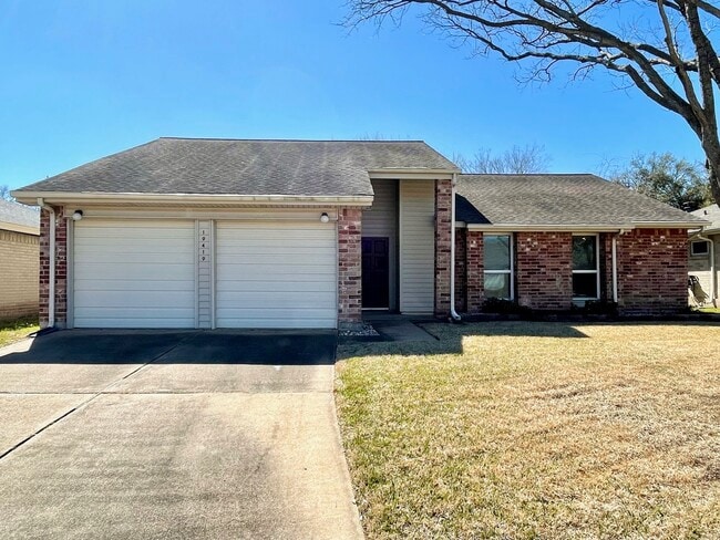 property at 19419 Moonhollow Dr