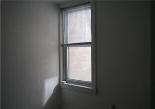 262 S 11th St in Philadelphia, PA - Building Photo - Building Photo