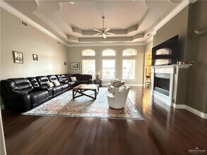 31 N 5th St in McAllen, TX - Building Photo - Building Photo