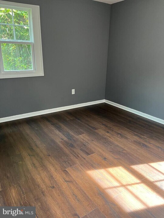 2321 Altamont Pl SE-Unit -102 in Washington, DC - Building Photo