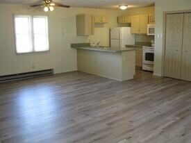 984 N 18th St, Unit 984 in Billings, MT - Building Photo