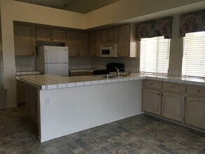 9529 Ringford Ct in Sacramento, CA - Building Photo - Building Photo