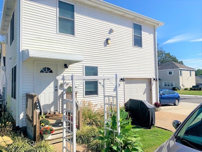 1300 Baltic Ave in Virginia Beach, VA - Building Photo - Building Photo