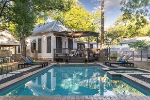 203 Leland St in Austin, TX - Building Photo