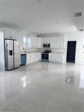 1013-1015 Jaguar Blvd in Lehigh Acres, FL - Building Photo - Building Photo