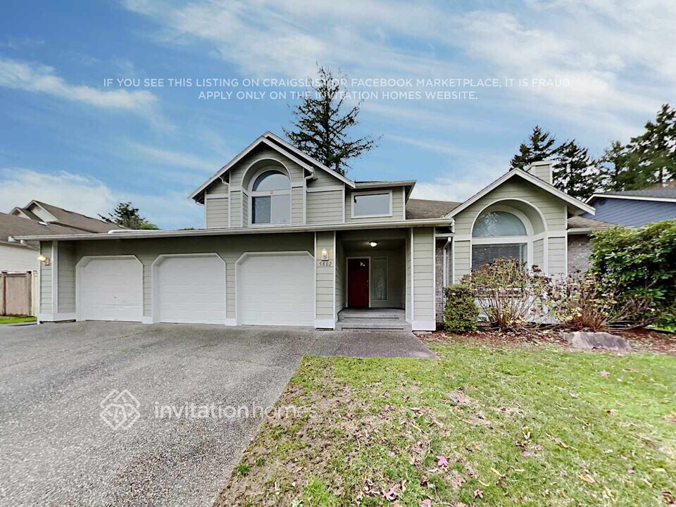 5802 65th Ave W in Tacoma, WA - Building Photo