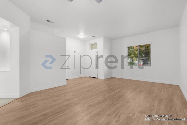 3081 Suisun Bay Rd in West Sacramento, CA - Building Photo - Building Photo