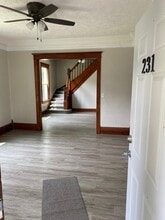 231 44th St in Moline, IL - Foto de edificio - Building Photo