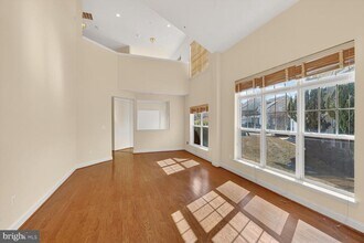 13210 Rabbit Chase Rd in Laurel, MD - Building Photo - Building Photo